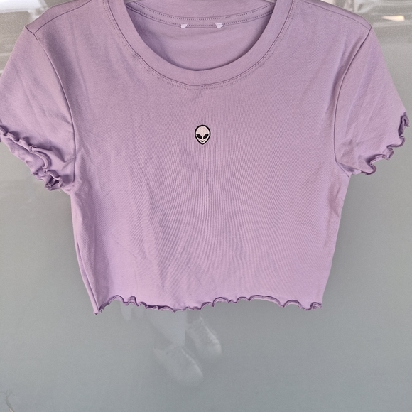 Crop tops - Picture 6 of 16